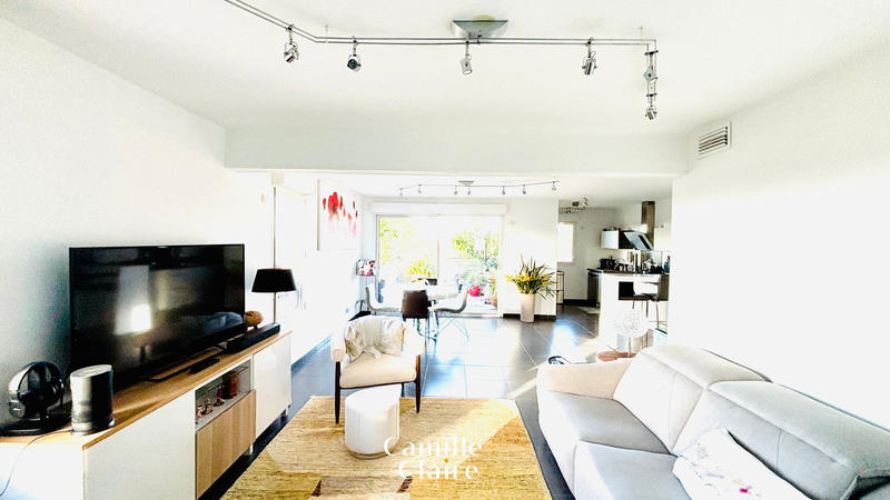 Appartement - 106 m² - 5 pièces