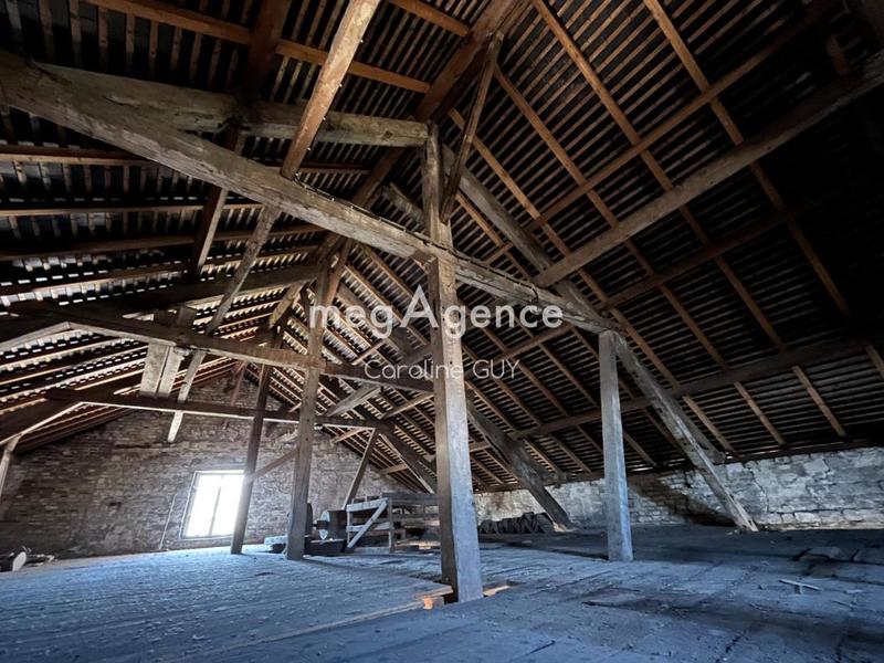 Maison - 267 m² - 11 pièces