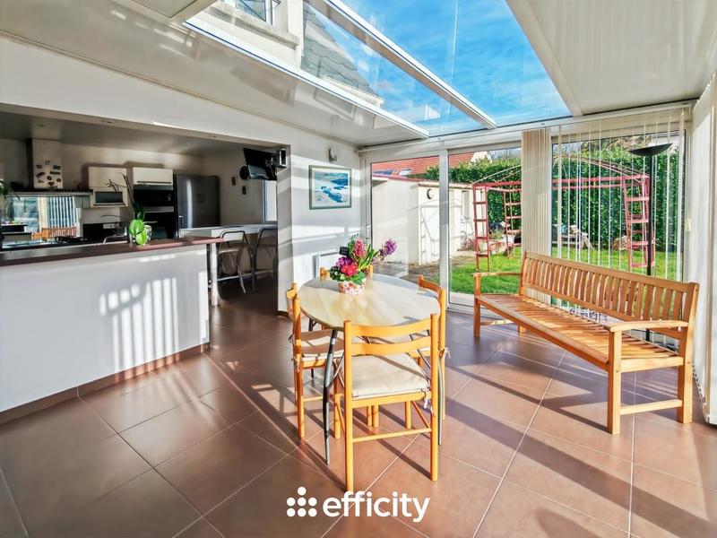 Pavillon - 145 m² - 7 pièces