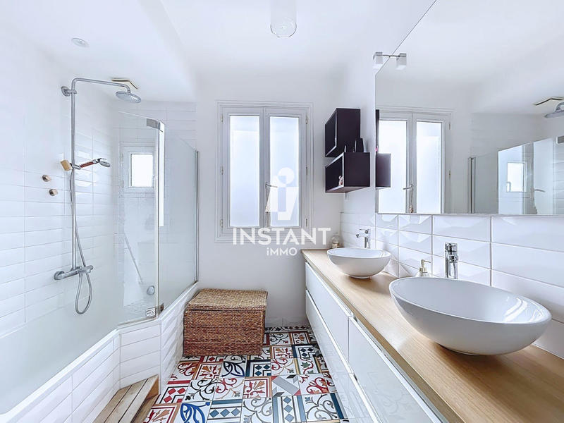 Appartement - 85 m² - 4 pièces