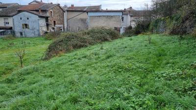 Terrain constructible - 850 m²