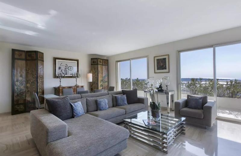 Appartement - 163 m² - 5 pièces