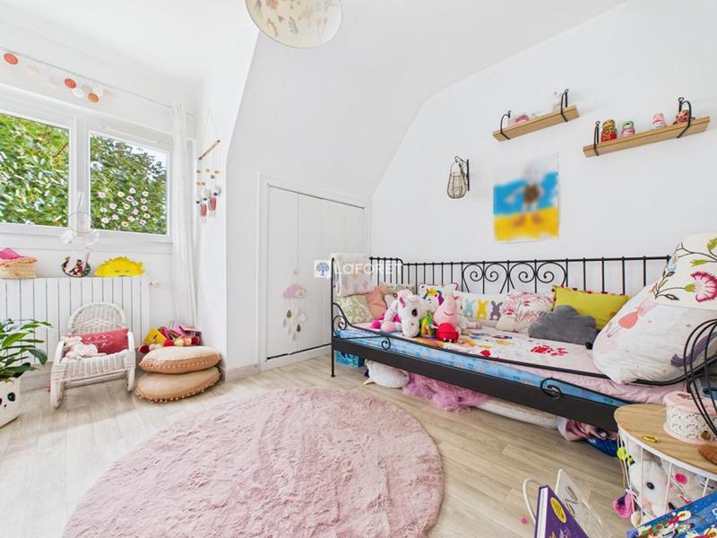 Maison - 192 m² - 8 pièces