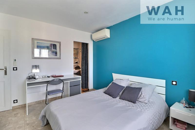 Maison - 194 m² - 7 pièces