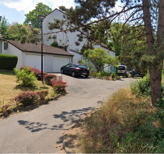 Appartement - 93 m² - 5 pièces