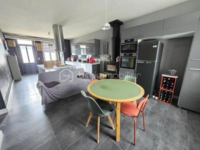 Maison de ville - 205 m² - 6 pièces