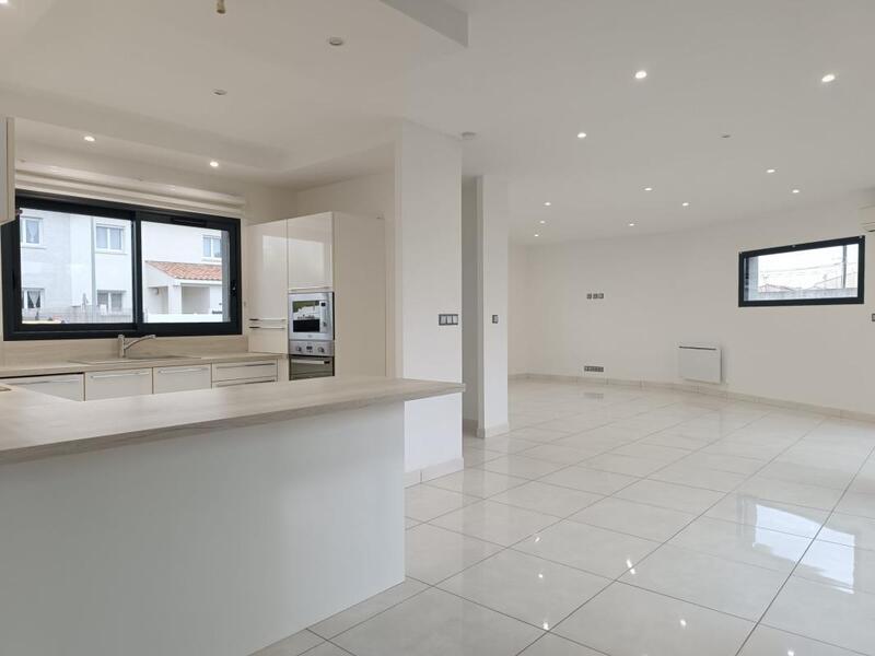 Villa - 144 m² - 5 pièces