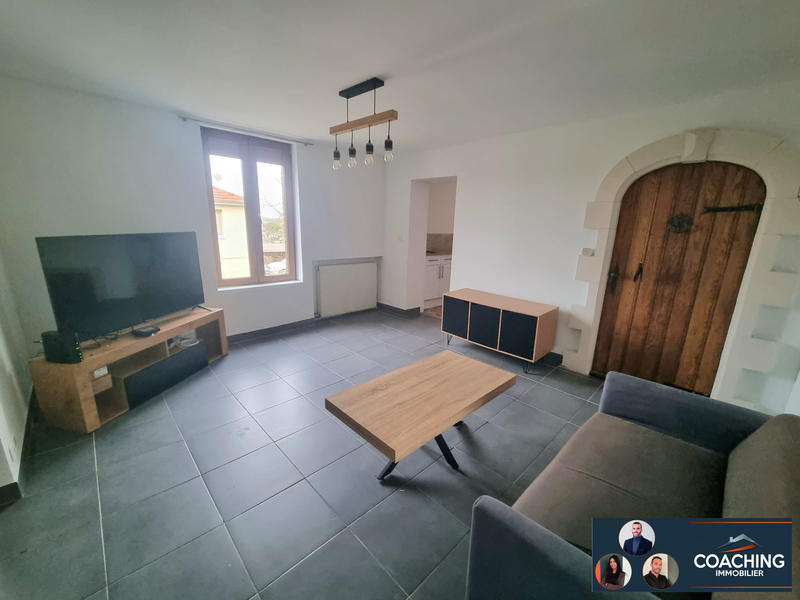 Maison traditionnelle - 197 m² - 9 pièces