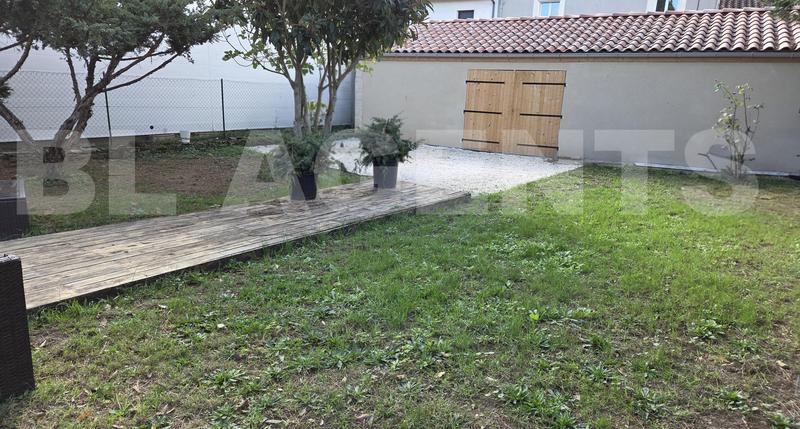 Maison de ville - 180 m² - 7 pièces