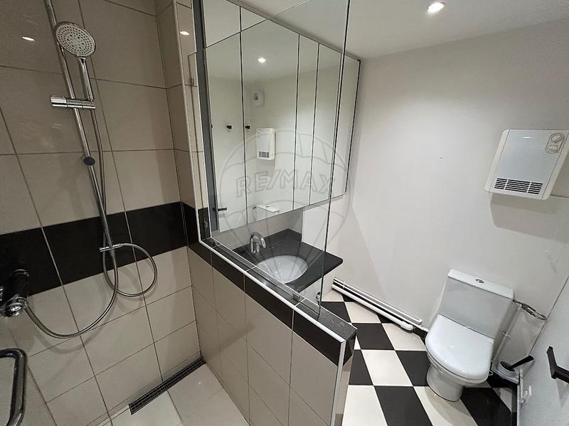 Appartement - 81 m² - 3 pièces