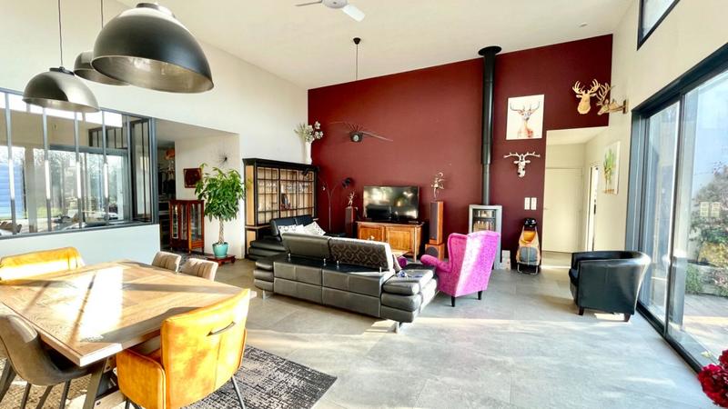 Maison - 190 m² - 7 pièces