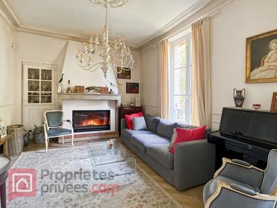 Maison - 165 m² - 6 pièces