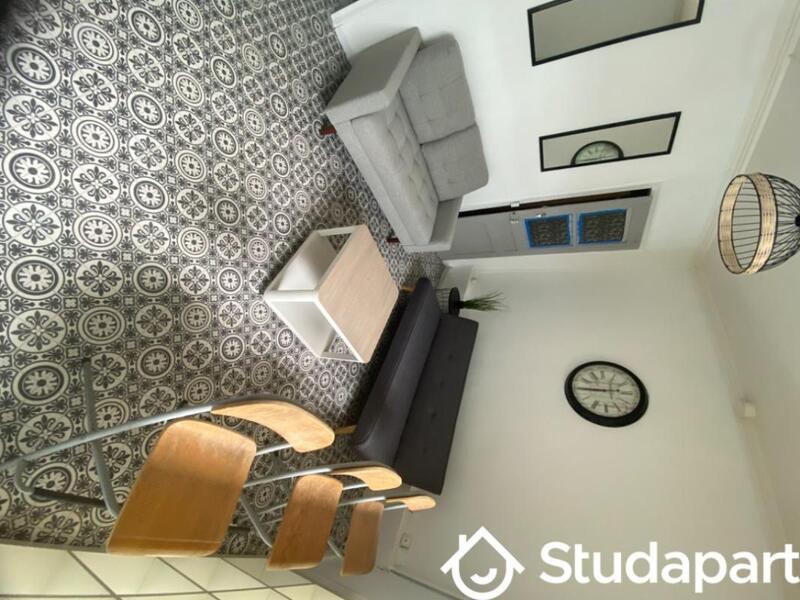 Chambre - 12 m² - 1 pièce