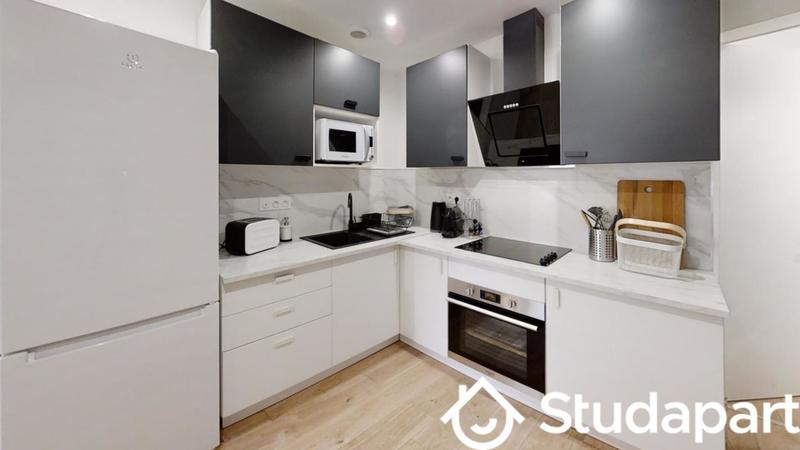 Chambre - 11 m² - 1 pièce