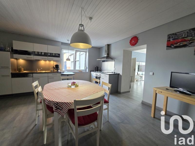 Maison - 360 m² - 10 pièces