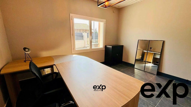 Fonds de commerce - Local commercial - 215 m²