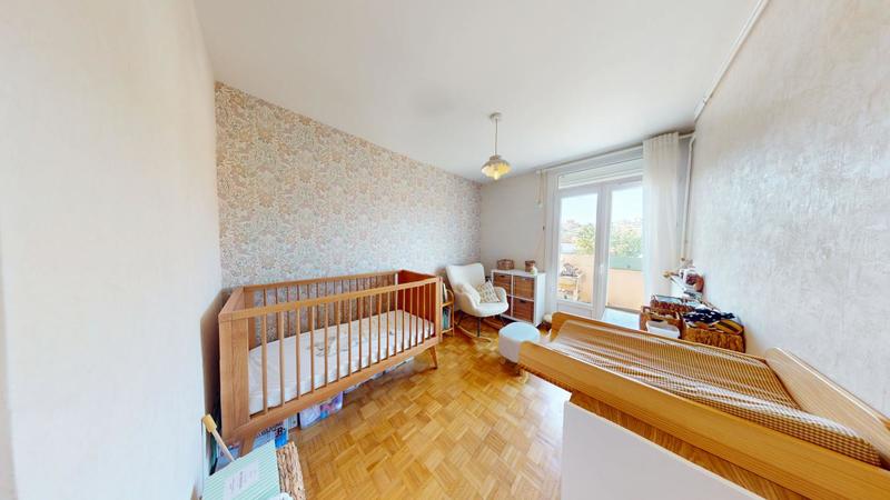 Appartement - 70 m² - 4 pièces