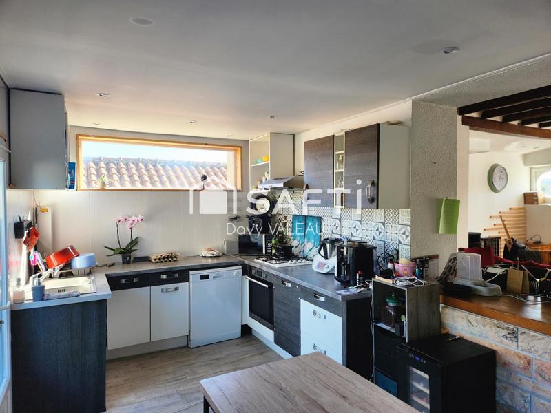 Maison de ville - 200 m² - 9 pièces