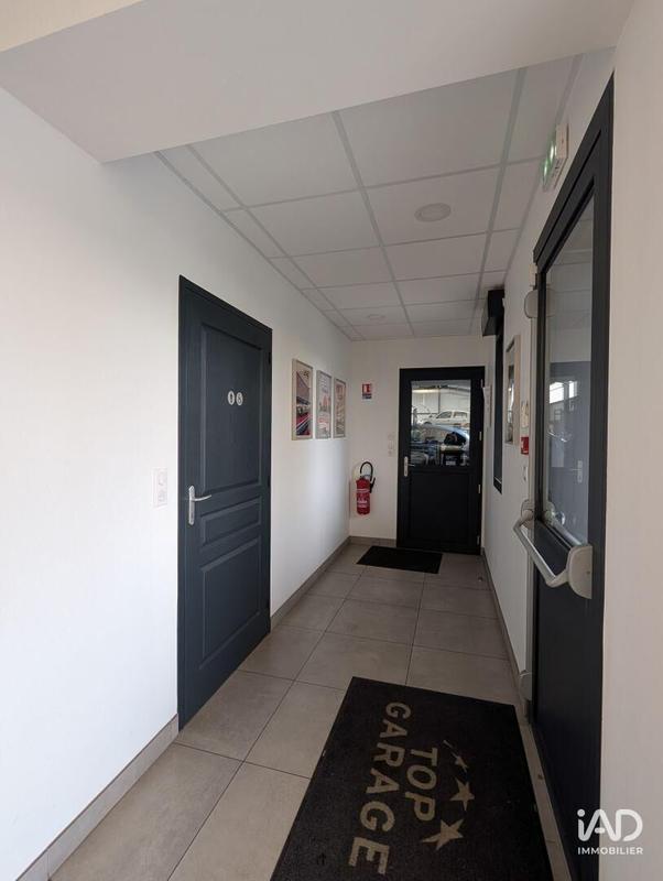 Local commercial - 765 m²