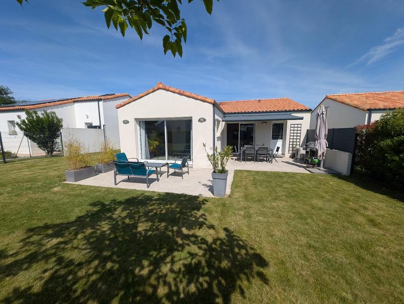Maison - 93 m² - 6 pièces