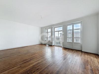 Appartement - 86 m² - 4 pièces