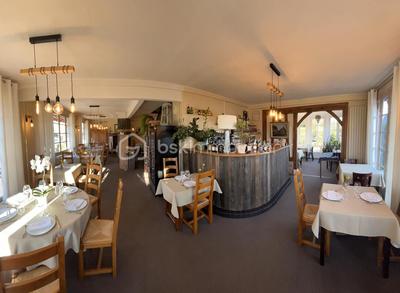 Bureau - 215 m² - 10 pièces