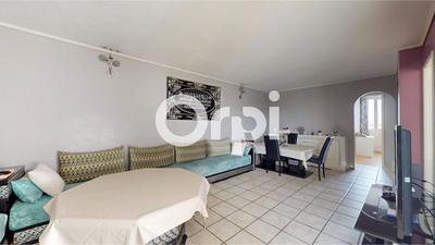 Appartement - 82 m² - 4 pièces