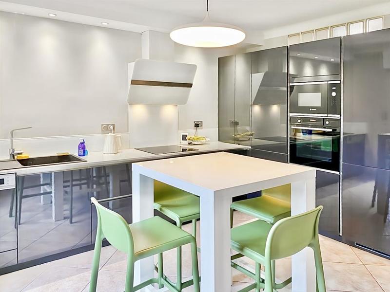 Maison - 138 m² - 5 pièces