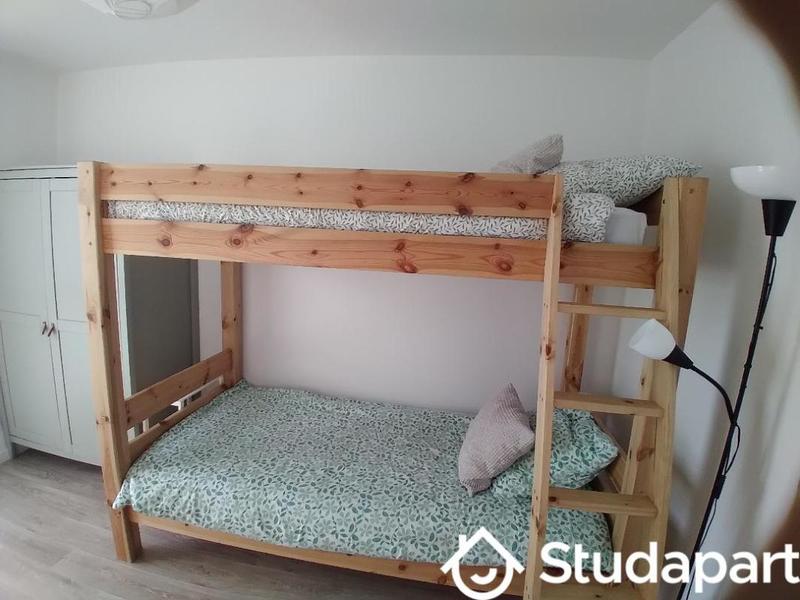 Chambre - 12 m² - 1 pièce