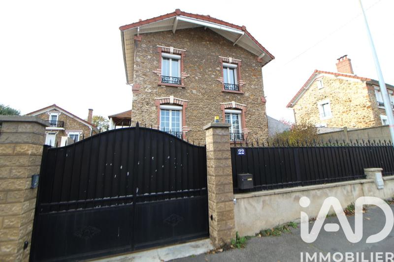 Maison - 83 m² - 5 pièces