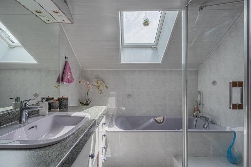 Maison - 200 m² - 6 pièces