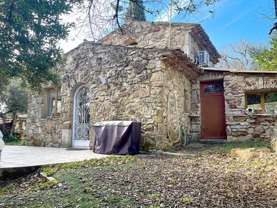 Villa - 180 m² - 6 pièces