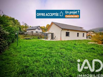 Maison - 95 m² - 5 pièces