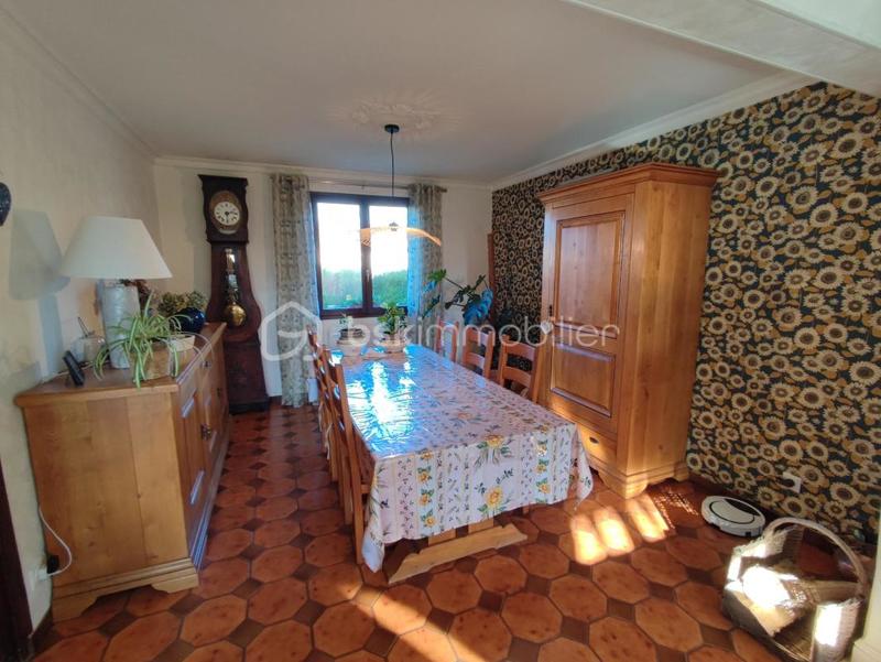 Pavillon - 184 m² - 9 pièces