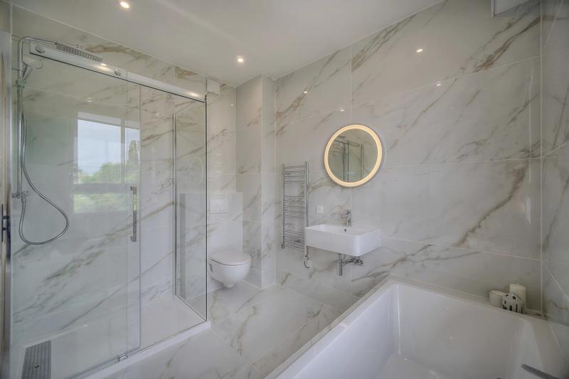 Appartement - 95 m² - 4 pièces