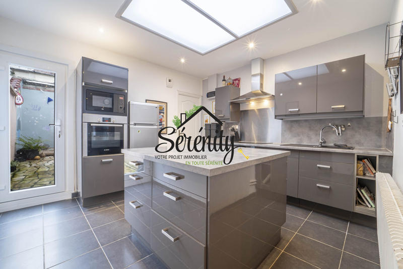 Maison - 82 m² - 4 pièces