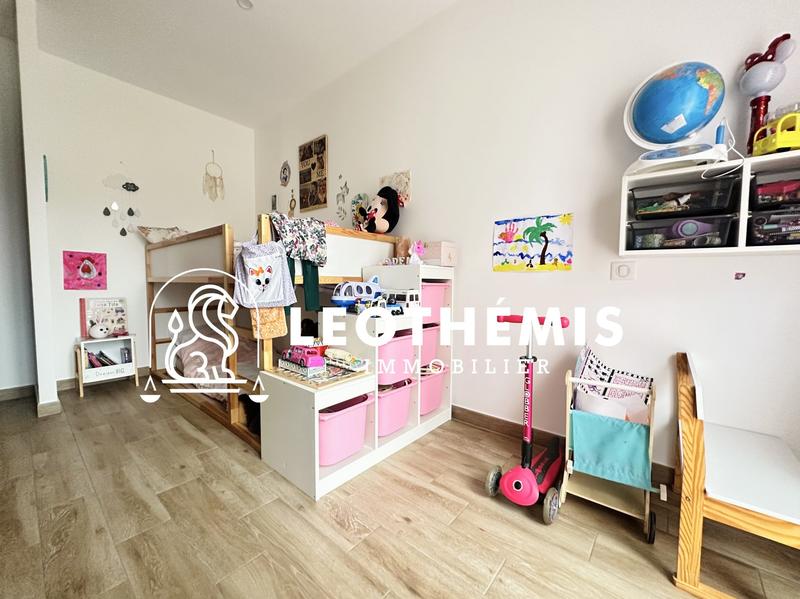 Maison - 93 m² - 4 pièces