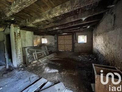 Maison - 330 m² - 6 pièces