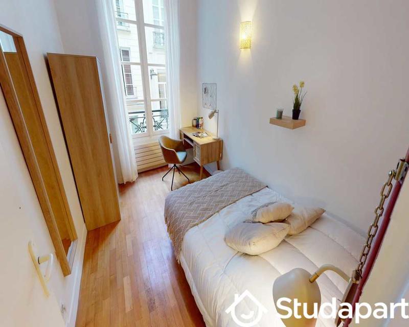 Chambre - 110 m² - 1 pièce
