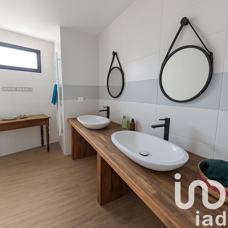 Maison - 224 m² - 8 pièces