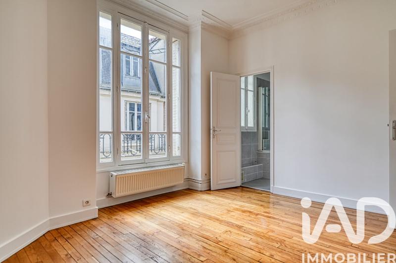 Appartement - 147 m² - 6 pièces
