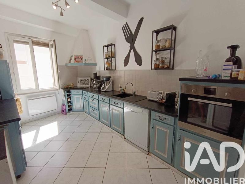 Maison de ville - 213 m² - 9 pièces