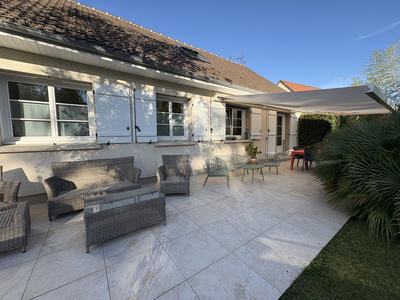 Maison - 160 m² - 6 pièces
