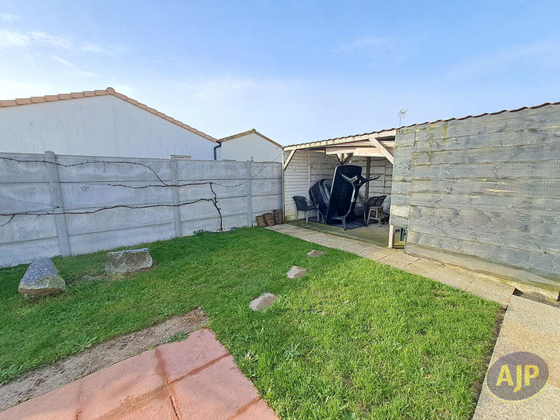 Maison - 93 m² - 4 pièces