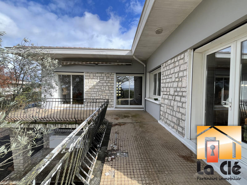 Maison - 193 m² - 5 pièces