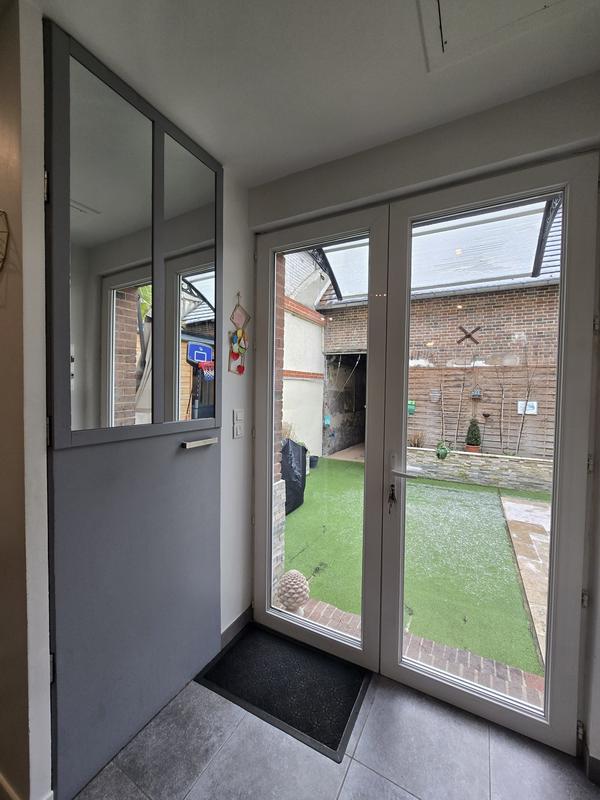 Maison - 98 m² - 5 pièces