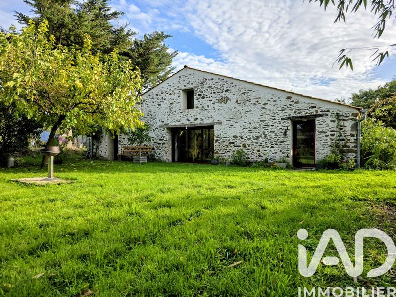 Maison - 174 m² - 7 pièces