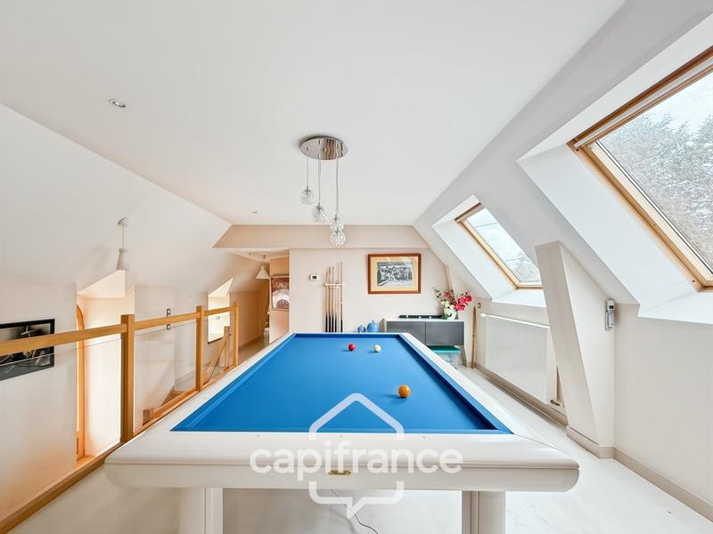 Maison en pierre - 375 m² - 10 pièces