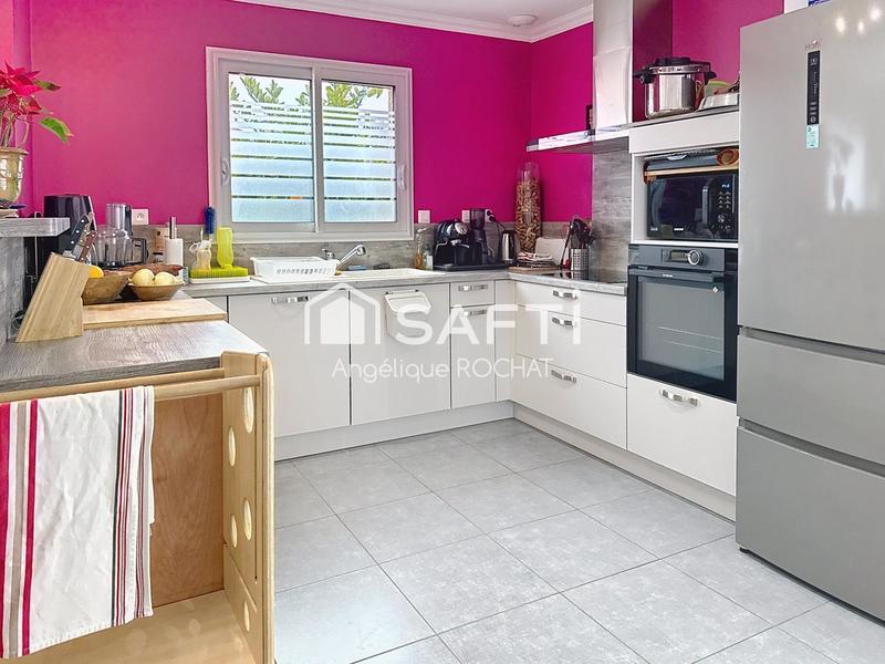 Maison - 96 m² - 4 pièces