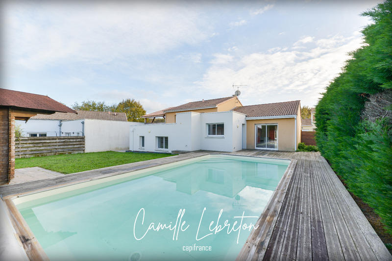 Maison - 146 m² - 7 pièces